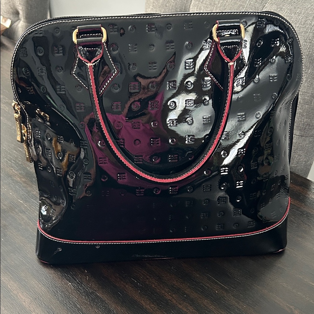 Arcadia Black and Pink Patent Leather Shoulder Bag